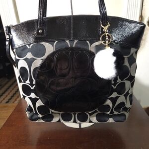EUC Coach Black/Gray Large Shoulder Bag/Tote